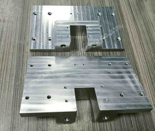 Componentes que muelen del CNC de la precisión de aluminio estándar de JIS para el automóvil