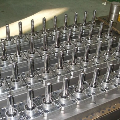 Las piezas del molde de inyección de preforma de plástico PET a medida Abs/Pp/Pc/Pa66/Pvc