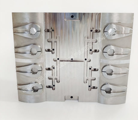 Núcleos de moho resistentes a la corrosión Insertores personalizados para bombas de desinfectante